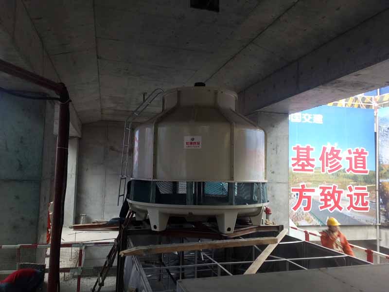 125Tåœ°éµå†·å»å¡”